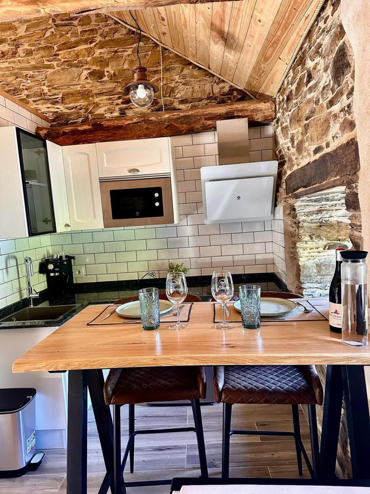 Casa Boral- Comfort Exclusivo En Plena Naturaleza - Valle Del Silencio Manzanedo de Valdueza エクステリア 写真